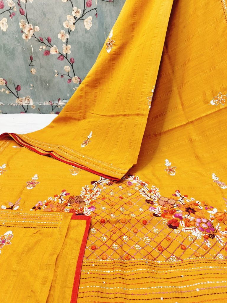 Beautiful Gicha Silk Sarees With Elegance Pallu Hand Embroidery Attached BP