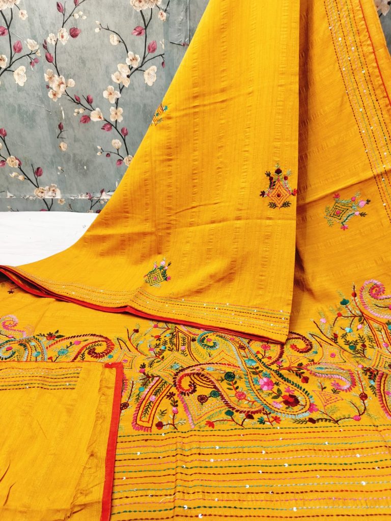 Beautiful Gicha Silk Sarees With Elegance Pallu Hand Embroidery Attached BP