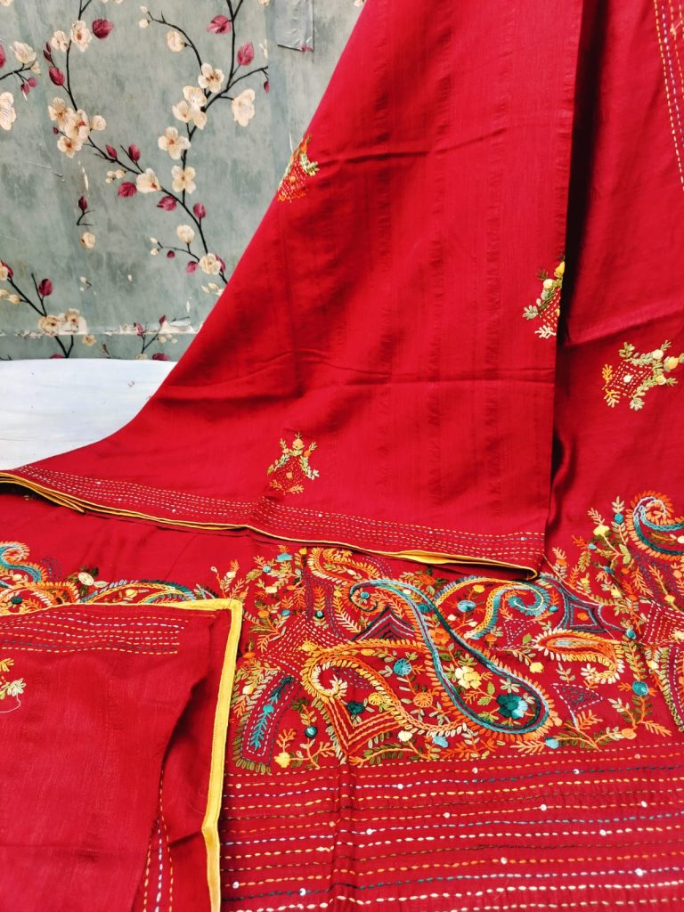 Beautiful Gicha Silk Sarees With Elegance Pallu Hand Embroidery Attached BP