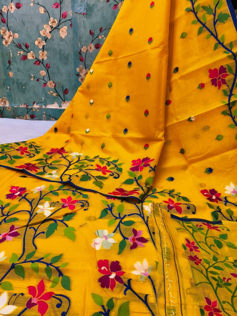 Beautiful muslin Jamdani weaving all over body with butta and elegance pallu with attached BP