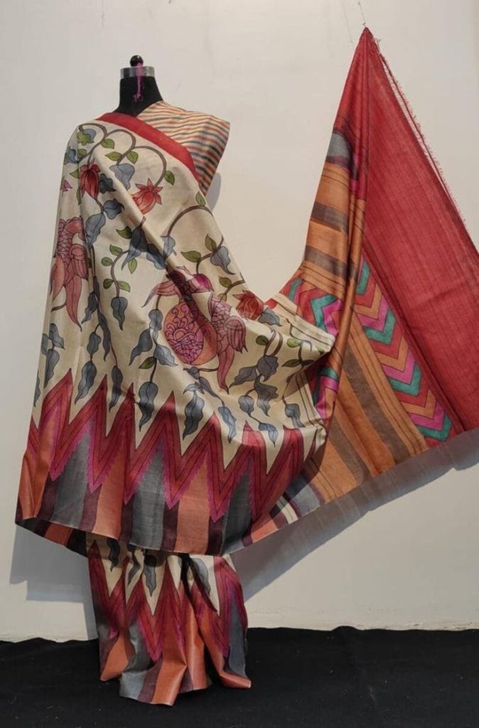 Exclusive Kosa Silk elegant Print with attached BP