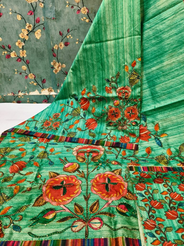 Beautiful Blended Tussar HAND KATHA WEAVING with attached BP