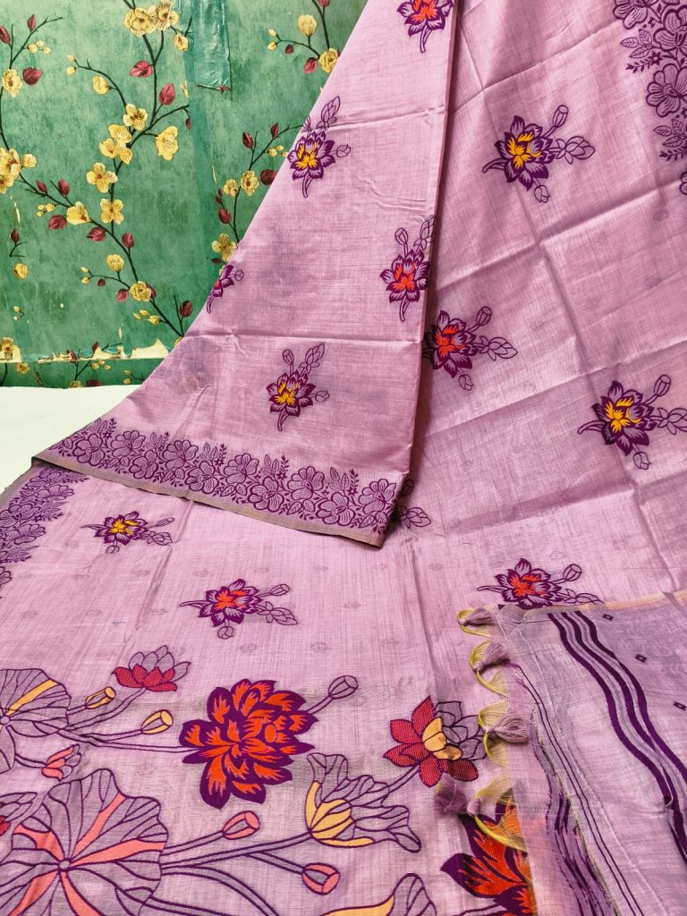 Beautiful muslin Jamdani weaving all over body with flower and elegance pallu with attached BP