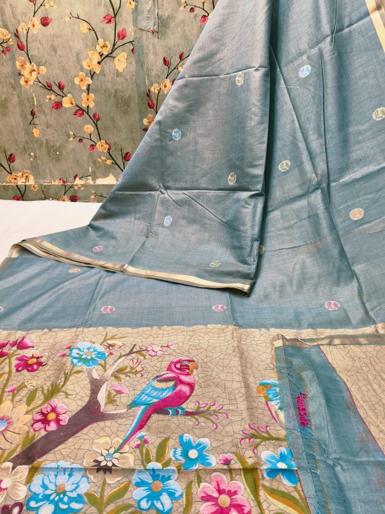 Beautiful muslin Jamdani weaving all over body with butta and elegance pallu with attached BP