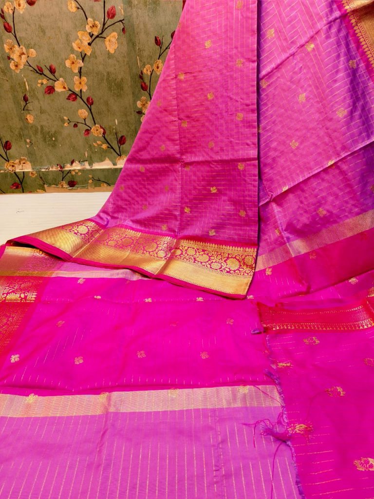 Beautiful Soft Banarsi Mangalgiri checks sarees attached contrast BP