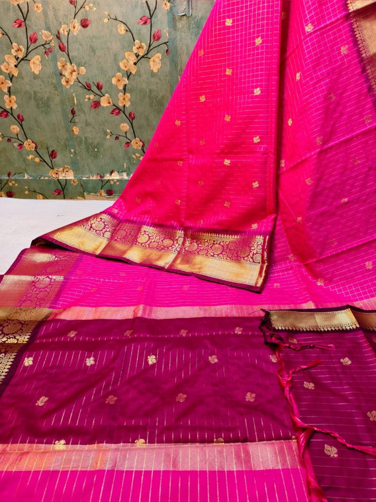 Beautiful Soft Banarsi Mangalgiri checks sarees attached contrast BP