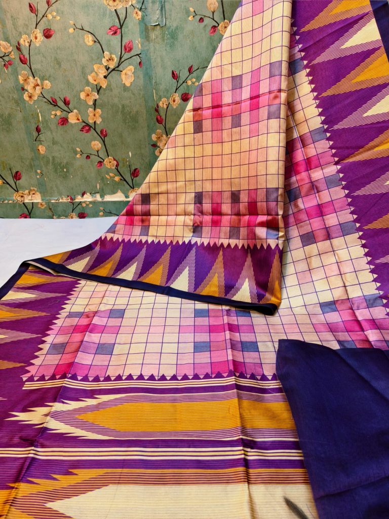 Exclusive Semi tussar Digital Print with attached contrast BP